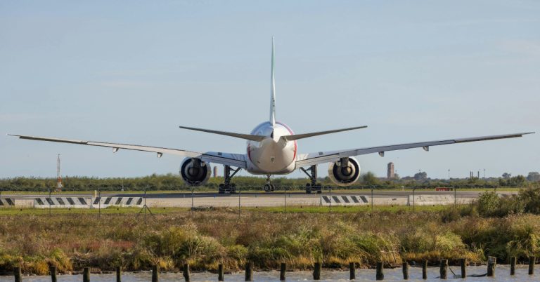 generic plane landing image