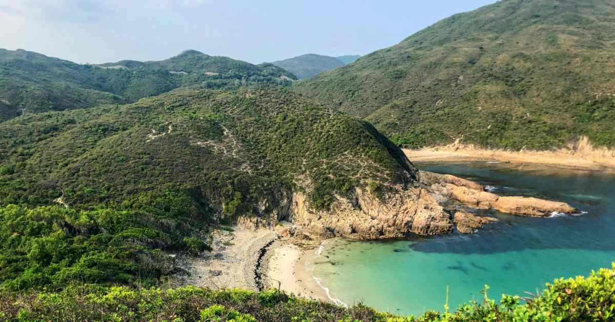 Hong Kong Sai Kung Pak Lap Wan hike to the stunning beach near the coast